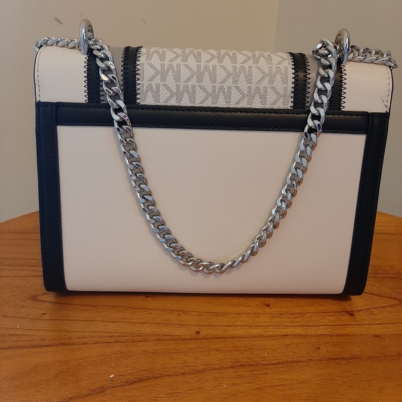Michael Kors New Black & White Shoulder Bag New With Tag - Picture 3 of 5